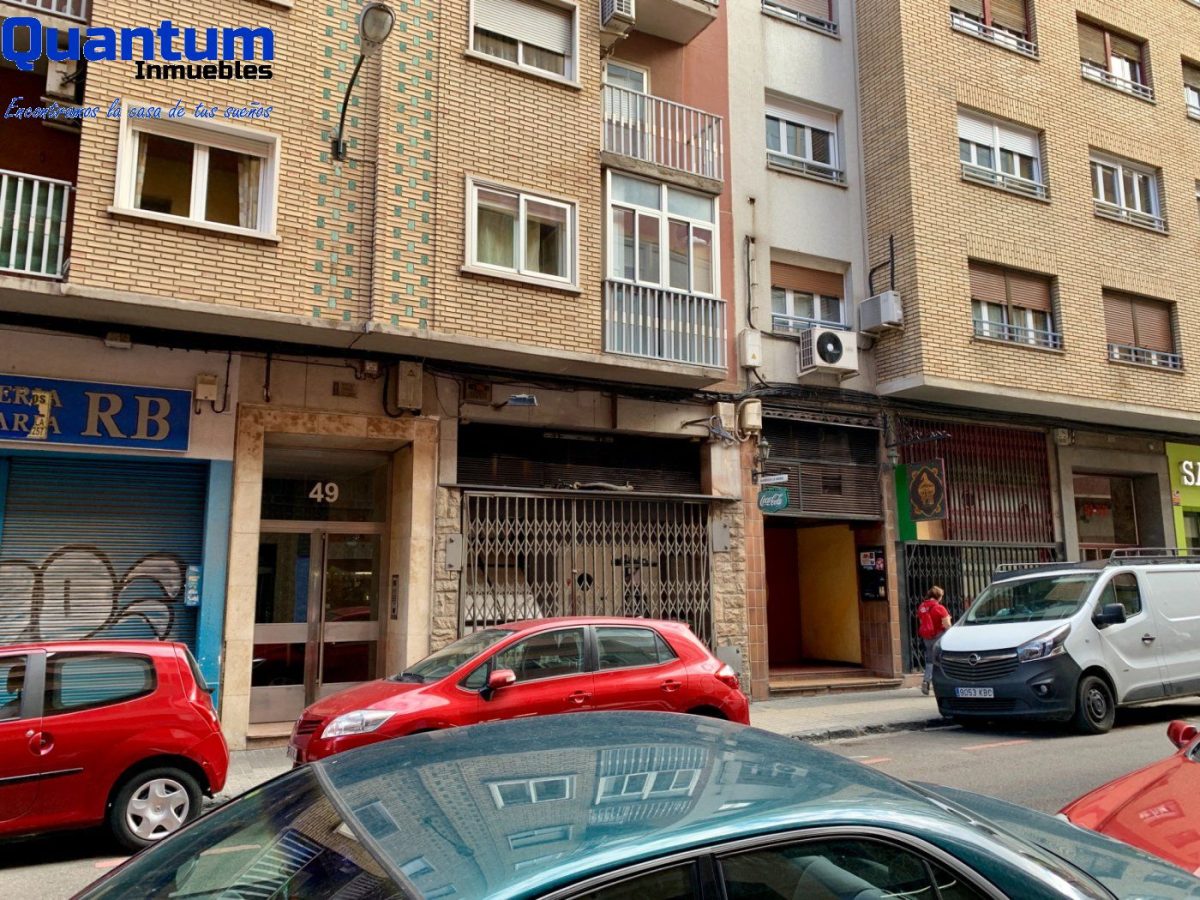 LOCAL EN CALLE LORENTE — Foto 5