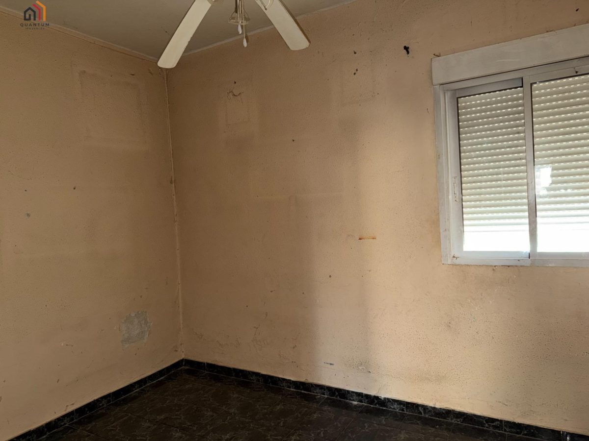 Planta baja con patio y entrada propia, tu lienzo en Zuera — Foto 4