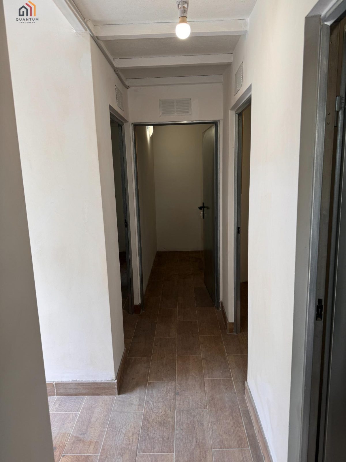 TRASTERO EN VENTA EN BARRIO OLIVER — Foto 4