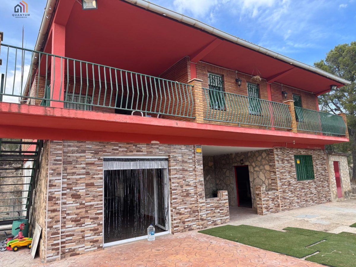 FINCA RÚSTICA EN LA MUELA — Foto 2