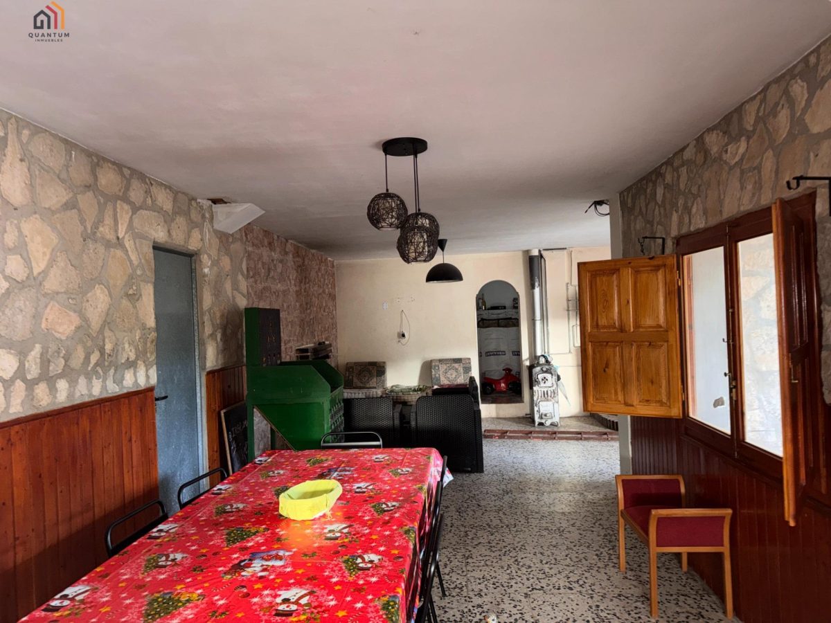 FINCA RÚSTICA EN LA MUELA — Foto 4