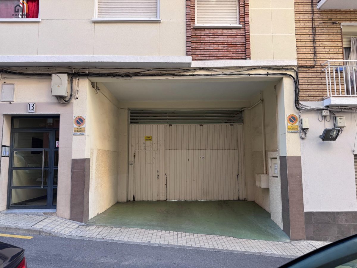 GARAJES EN BARRIO OLIVER — Foto 2