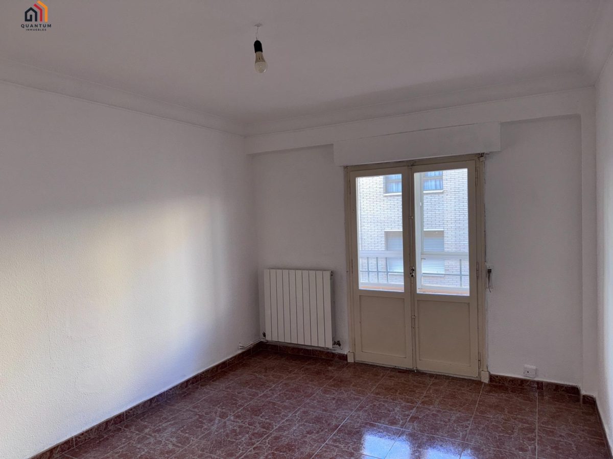 PISO EN CALATAYUD — Foto 2