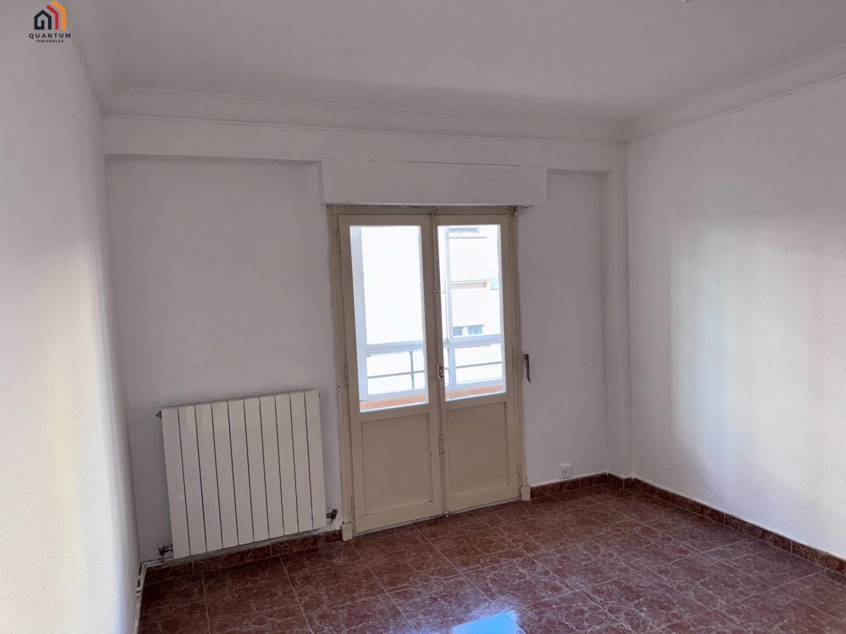 PISO EN CALATAYUD — Foto 3