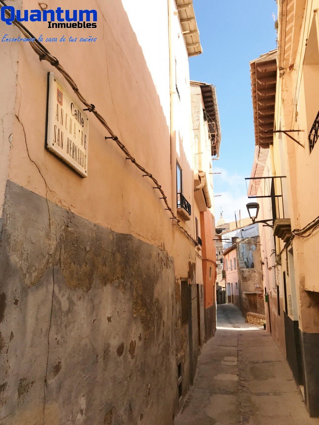 CASA EN RUINAS EN TARAZONA — Foto 4