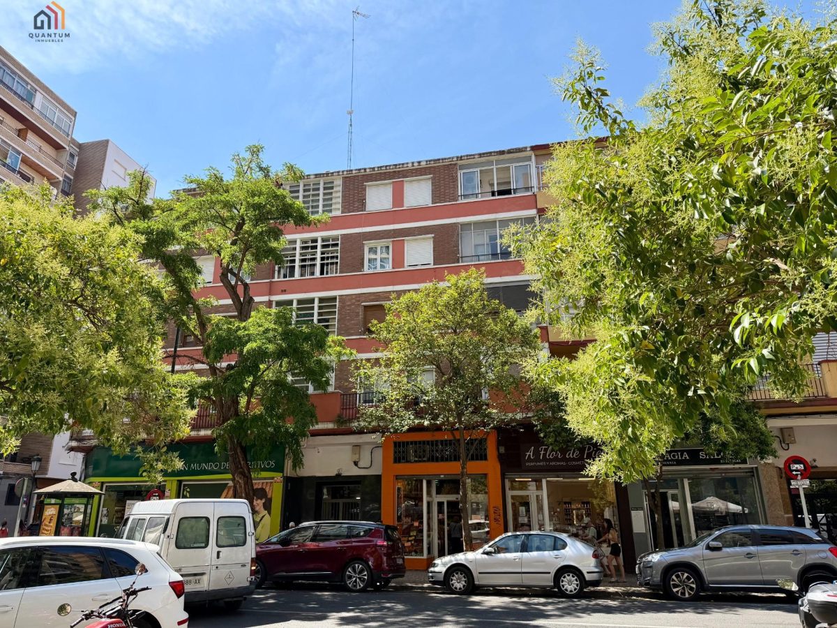 PISO EN CALLE SANTA LUCÍA — Foto 2