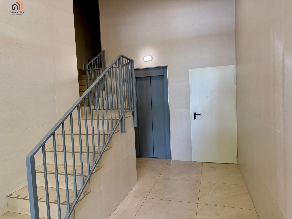 PISO EN CALLE SANTA LUCÍA — Foto 22