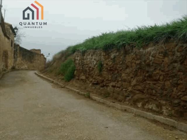 Suelo urbano en Velillas - Angüés (Huesca) — Foto 7