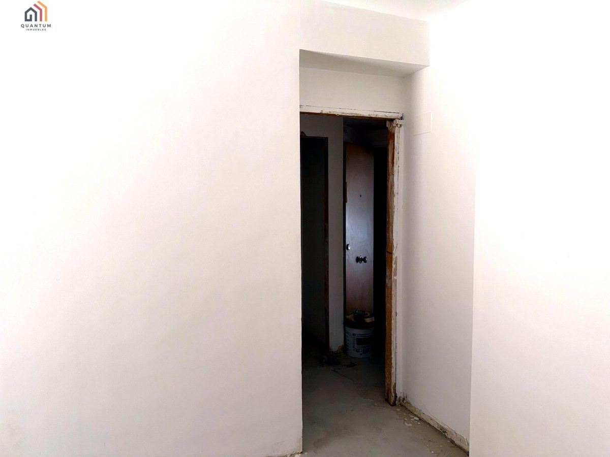 PISO CALLE ORENSE — Foto 12