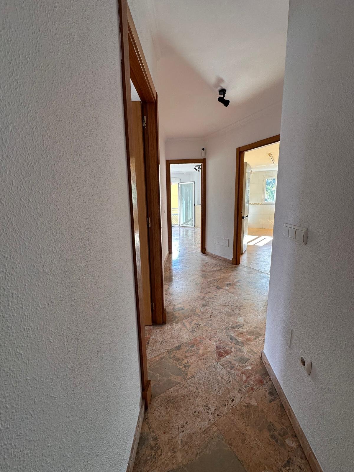 Venta Piso Zona con todos los servicios Garaje incluido — Foto 12