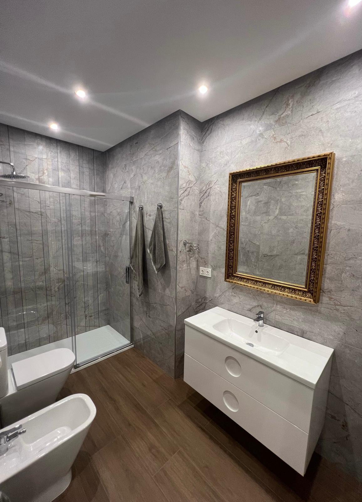 Venta Piso Fuengirola Patio privado — Foto 3